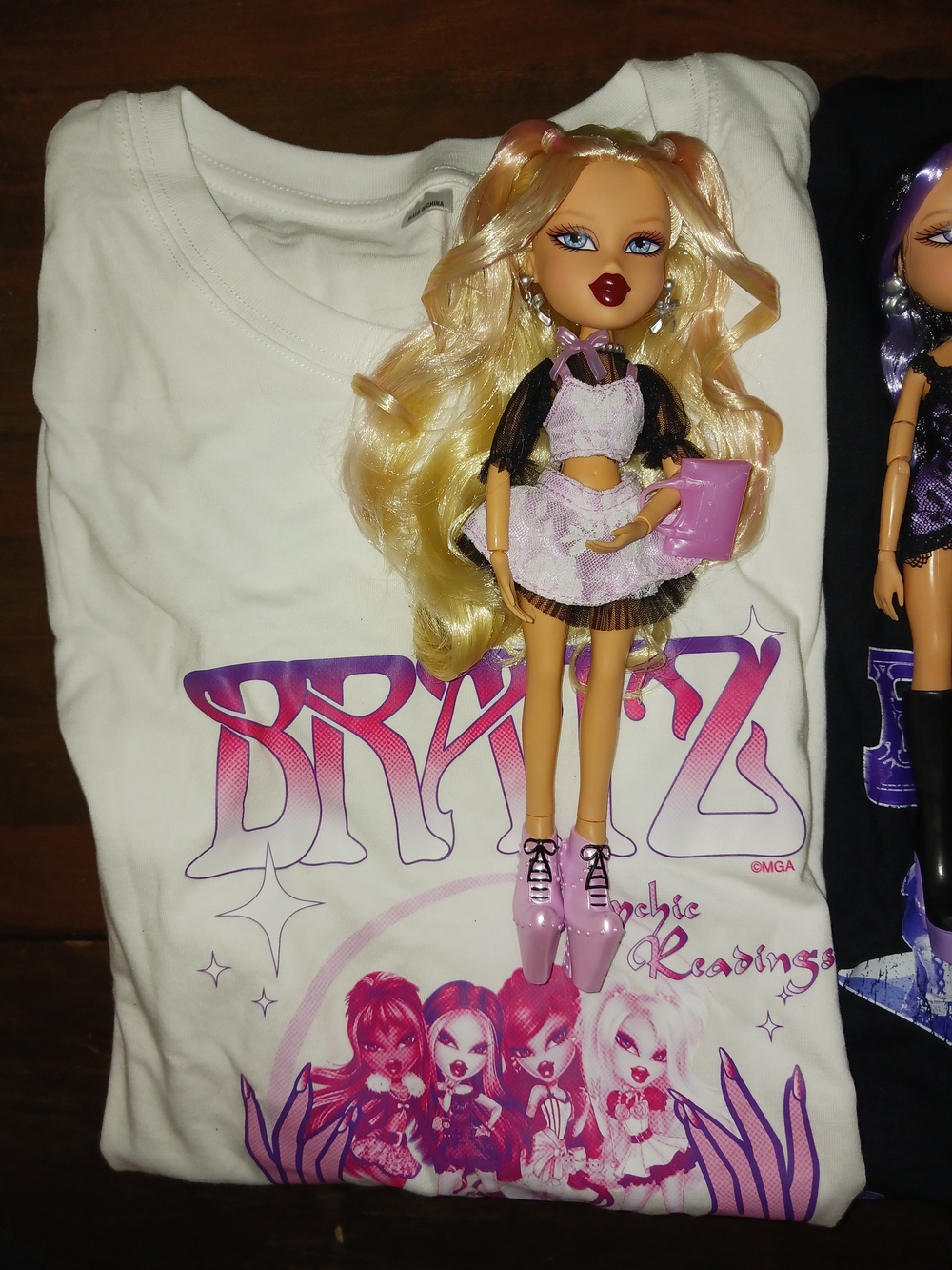 Bratz Stylin' Birthdayz Jade Cloe Dolls Lot Of 2 - Picture 2 of 3
